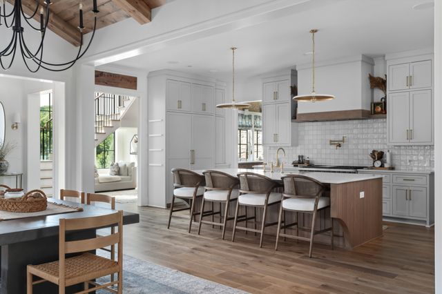 1936 Silver Fox Rd, Thompsons Station, TN 37179