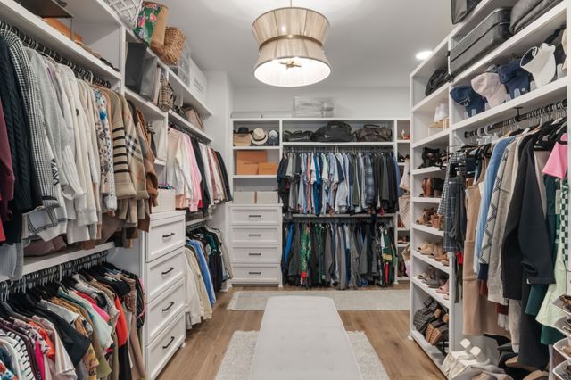 1936 Silver Fox Rd, Thompsons Station, TN 37179