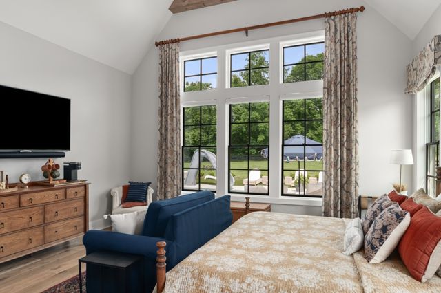 1936 Silver Fox Rd, Thompsons Station, TN 37179