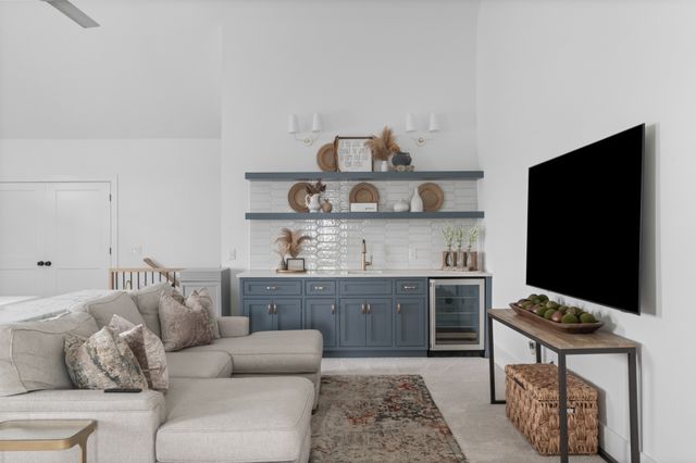 1936 Silver Fox Rd, Thompsons Station, TN 37179