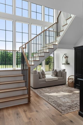 1936 Silver Fox Rd, Thompsons Station, TN 37179