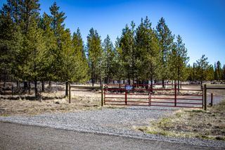 6000 Split Rail Road, La Pine, OR 97739