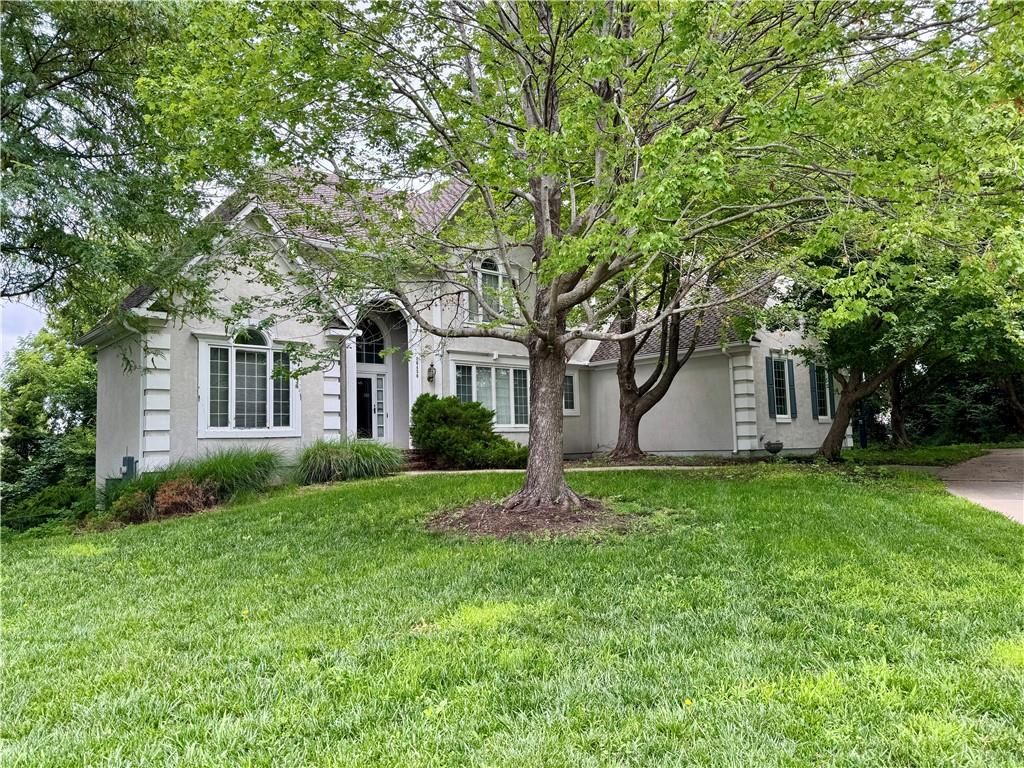 26450 W 106th Terrace, Olathe, KS 66061