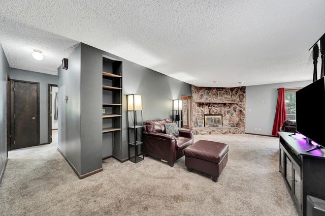 3735 S Folsom Street, Lincoln, NE 68522