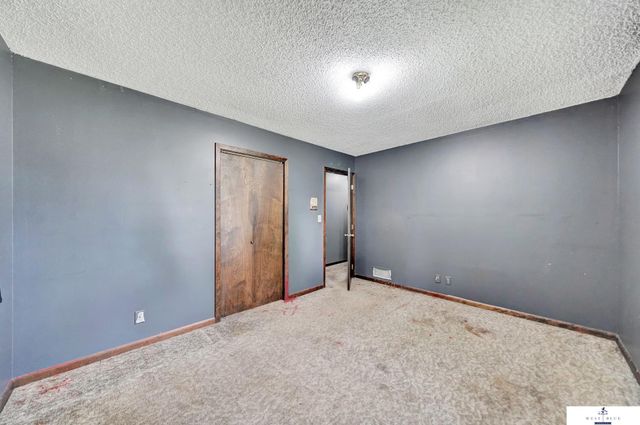 3735 S Folsom Street, Lincoln, NE 68522