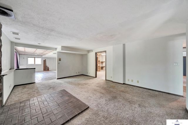 3735 S Folsom Street, Lincoln, NE 68522