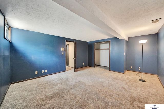 3735 S Folsom Street, Lincoln, NE 68522