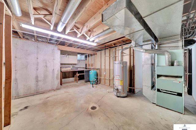 3735 S Folsom Street, Lincoln, NE 68522