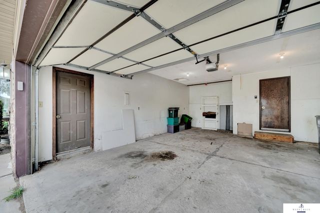 3735 S Folsom Street, Lincoln, NE 68522