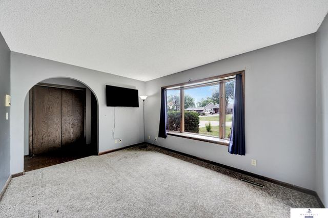 3735 S Folsom Street, Lincoln, NE 68522