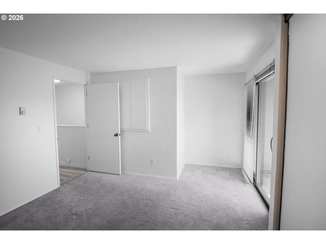 1704 MINDA Dr, Eugene, OR 97401