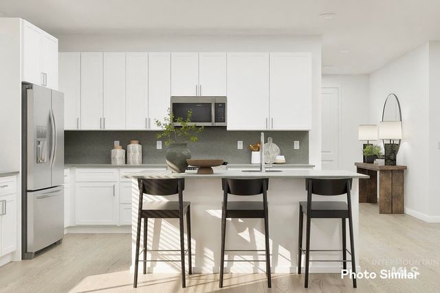 173 W Rockaway Dr, Kuna, ID 83634