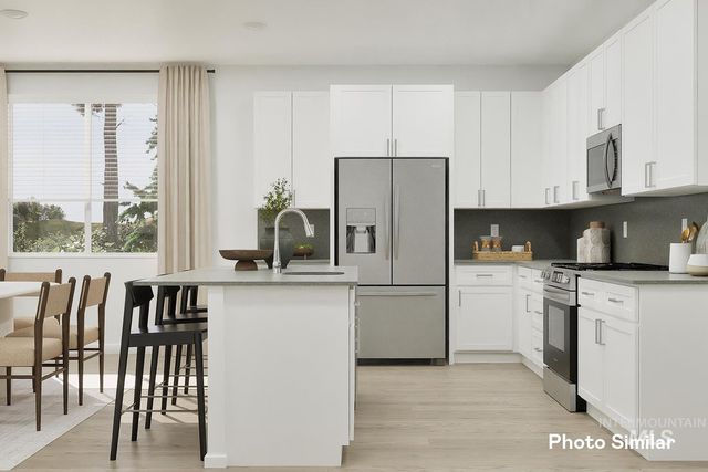 173 W Rockaway Dr, Kuna, ID 83634