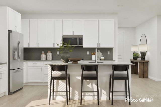 173 W Rockaway Dr, Kuna, ID 83634