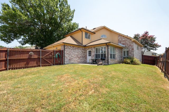 1726 Northampton Drive, Rowlett, TX 75089