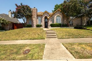 1726 Northampton Drive, Rowlett, TX 75089