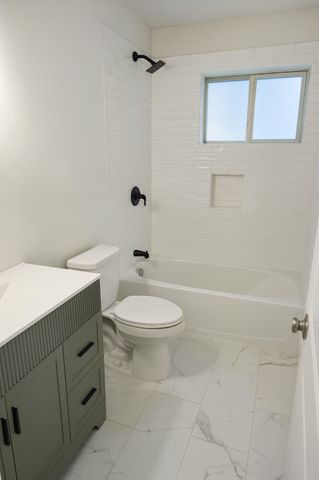 809 Wildgrove Drive, Garland, TX 75041