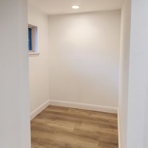 809 Wildgrove Drive, Garland, TX 75041