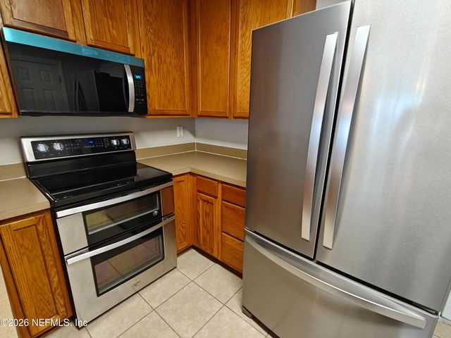 1500 CALMING WATER Drive 403, Fleming Island, FL 32003