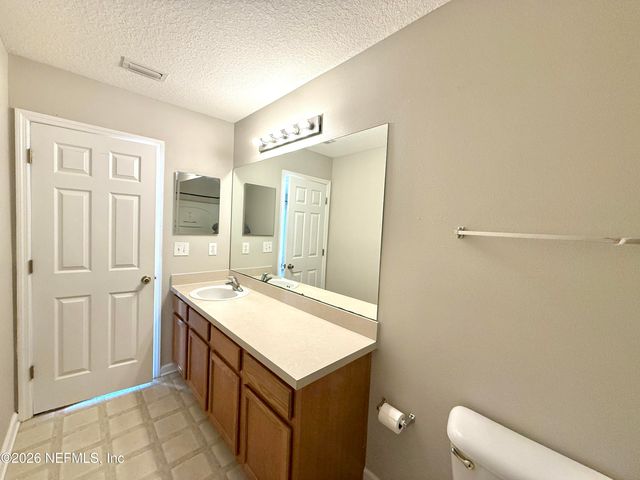 1500 CALMING WATER Drive 403, Fleming Island, FL 32003