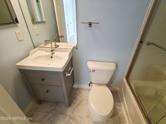 1500 CALMING WATER Drive 403, Fleming Island, FL 32003