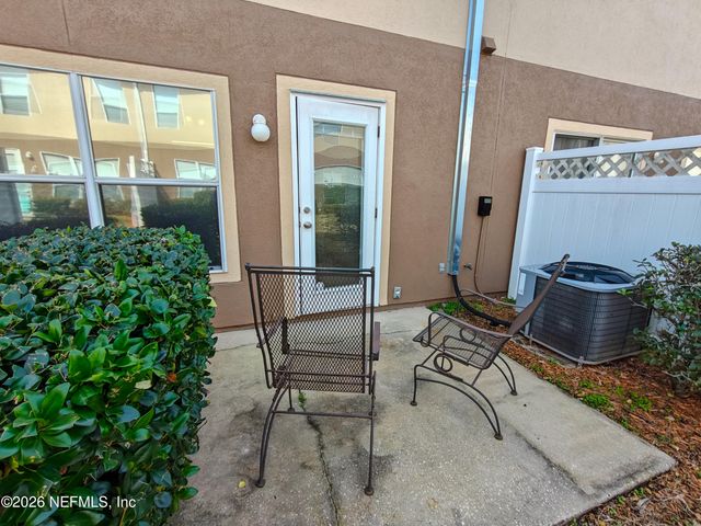 1500 CALMING WATER Drive 403, Fleming Island, FL 32003
