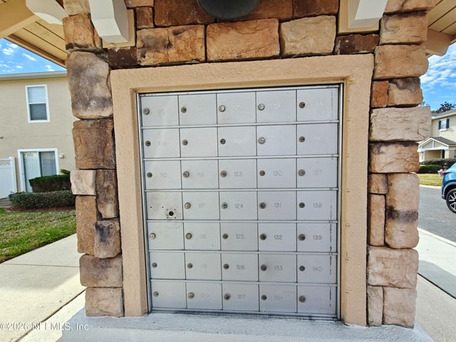 1500 CALMING WATER Drive 403, Fleming Island, FL 32003