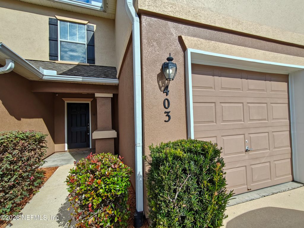 1500 CALMING WATER Drive 403, Fleming Island, FL 32003