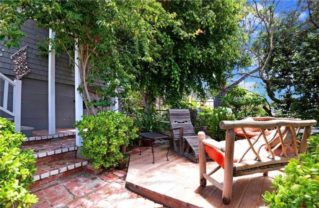 2344 Glenneyre Street, Laguna Beach, CA 92651