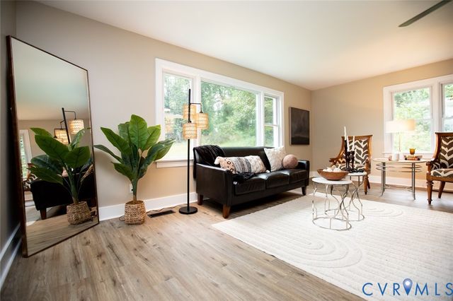 3153 Third St, Farmville, VA 23901