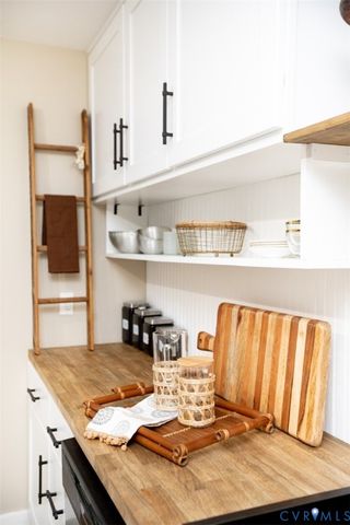 3153 Third St, Farmville, VA 23901