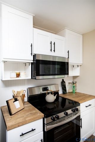 3153 Third St, Farmville, VA 23901