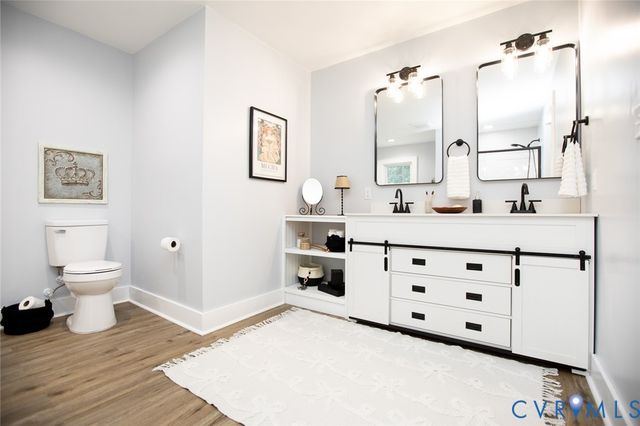 3153 Third St, Farmville, VA 23901