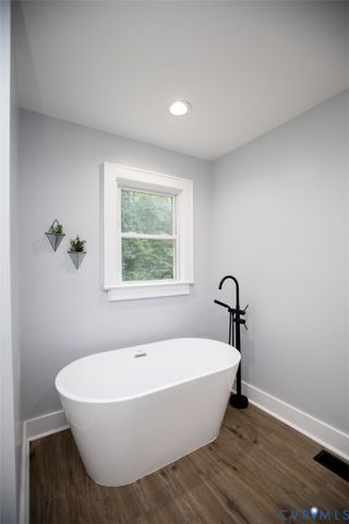 3153 Third St, Farmville, VA 23901