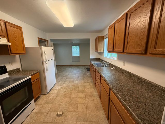 830 S Meade Street, South Bend, IN 46619
