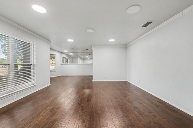 2408 Winewood Lane, Arlington, TX 76013