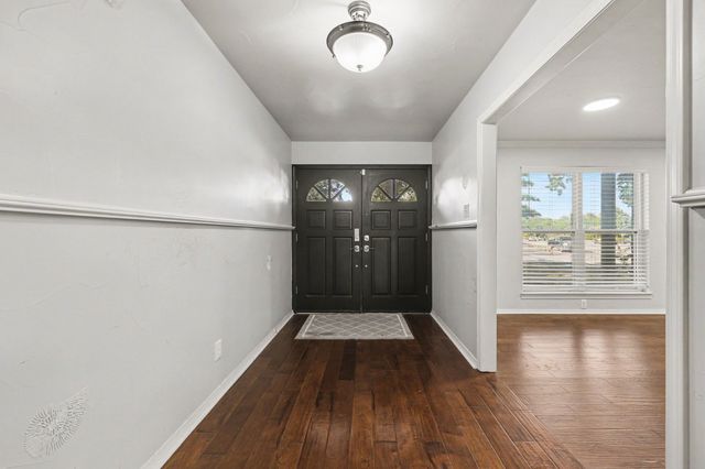 2408 Winewood Lane, Arlington, TX 76013