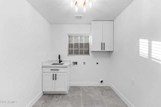 3716 E DARTMOUTH Street, Mesa, AZ 85205