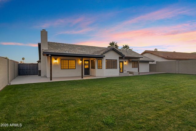 3716 E DARTMOUTH Street, Mesa, AZ 85205