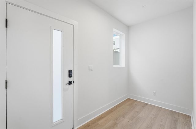 2202 N Carroll Avenue, Dallas, TX 75204