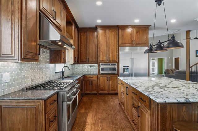 6801 Raintree Place, Flower Mound, TX 75022