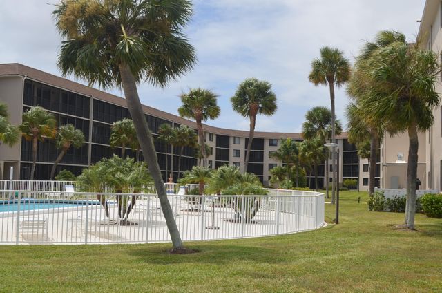 2424 N FEDERAL Highway 309, Boynton Beach, FL 33435