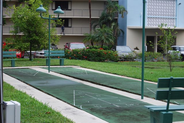 2424 N FEDERAL Highway 309, Boynton Beach, FL 33435