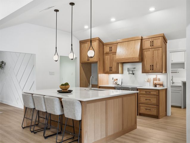 105 Meadow Oak Court, Double Oak, TX 75077