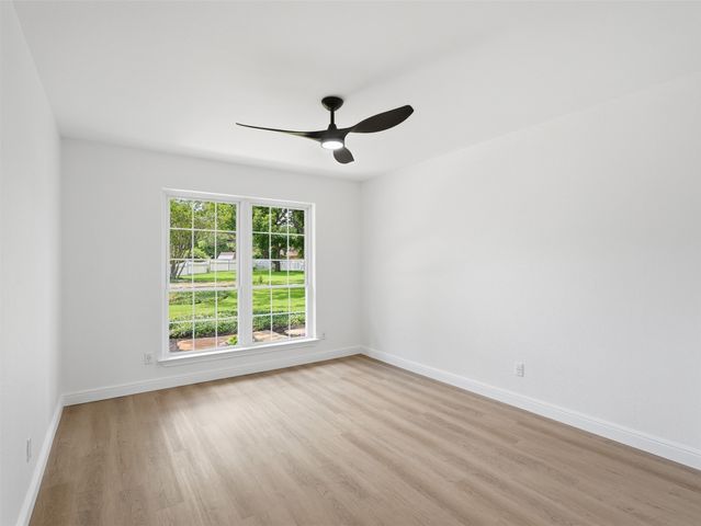 105 Meadow Oak Court, Double Oak, TX 75077