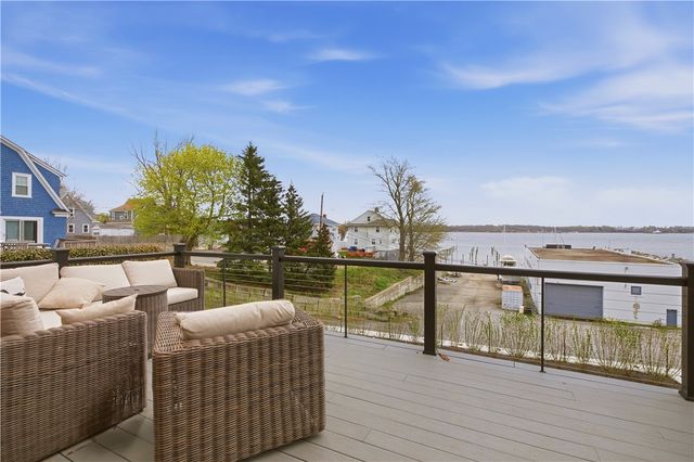 1124 Narragansett Boulevard, Cranston, RI 02905