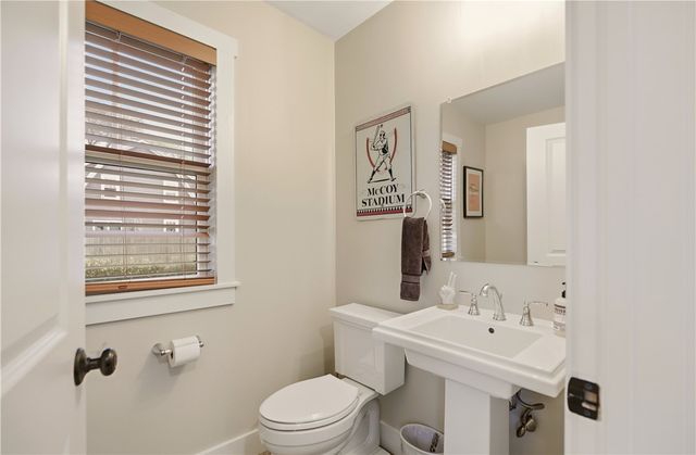 1124 Narragansett Boulevard, Cranston, RI 02905