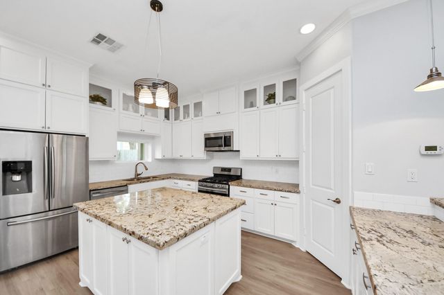 1320 Dorothy Street, Houston, TX 77008