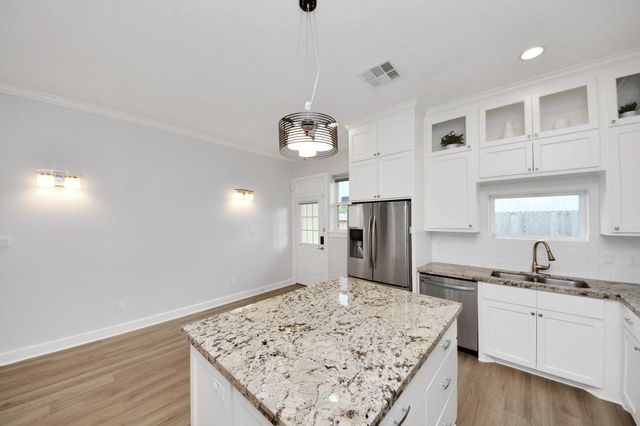 1320 Dorothy Street, Houston, TX 77008