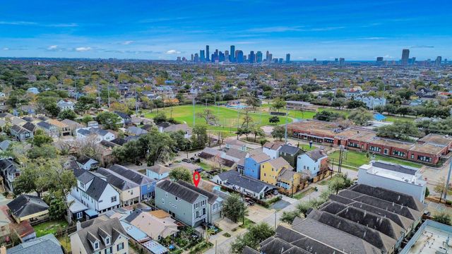 1320 Dorothy Street, Houston, TX 77008